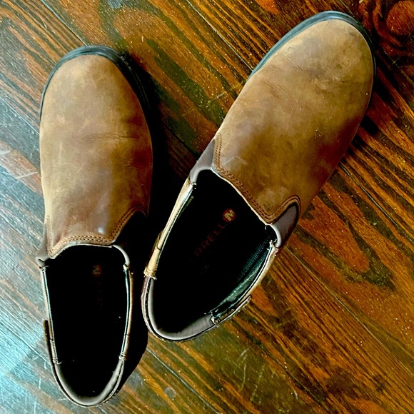 Gently used Merrell leather and suede shooties. Very smart! - Picture 2 of 6